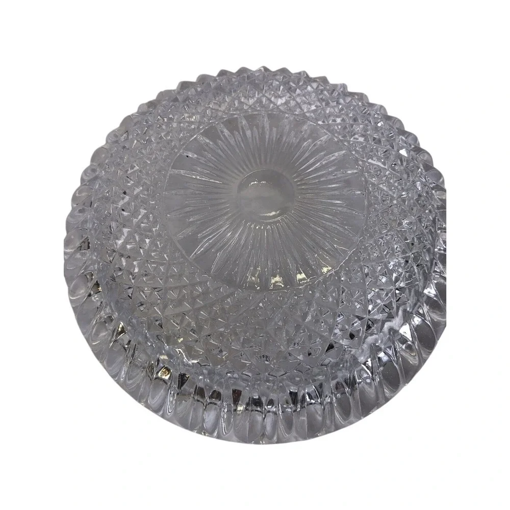 Ashtray Cigarette‎ Round Sunburst Crystal Bowl Beautiful Vintage 6-Inch Diameter